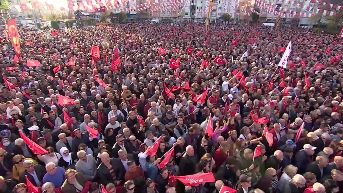 İmamoğlu, Eskişehir mitinginde sert çıktı: 'İstanbul iradesini casusluk hikayeleriyle göstermeye çalışıyorlar'