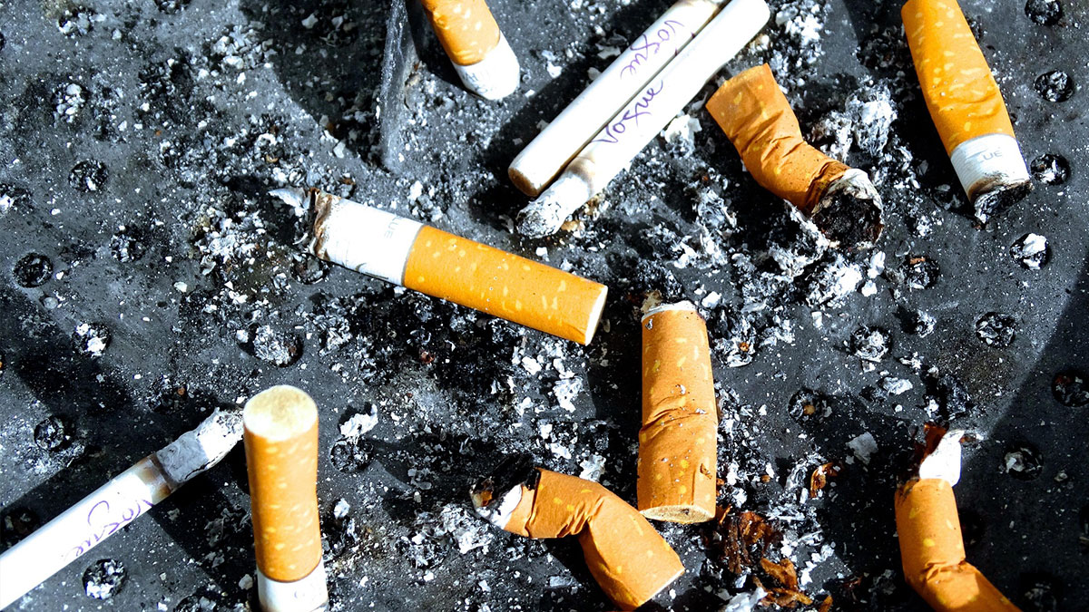 Sigara izmaritini yere atan bedelini ödeyecek!