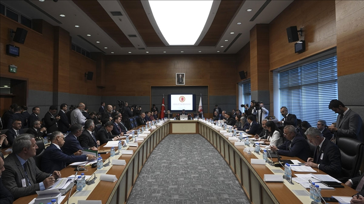 11. Yargı Paketi Adalet Komisyonu'nda kabul edildi