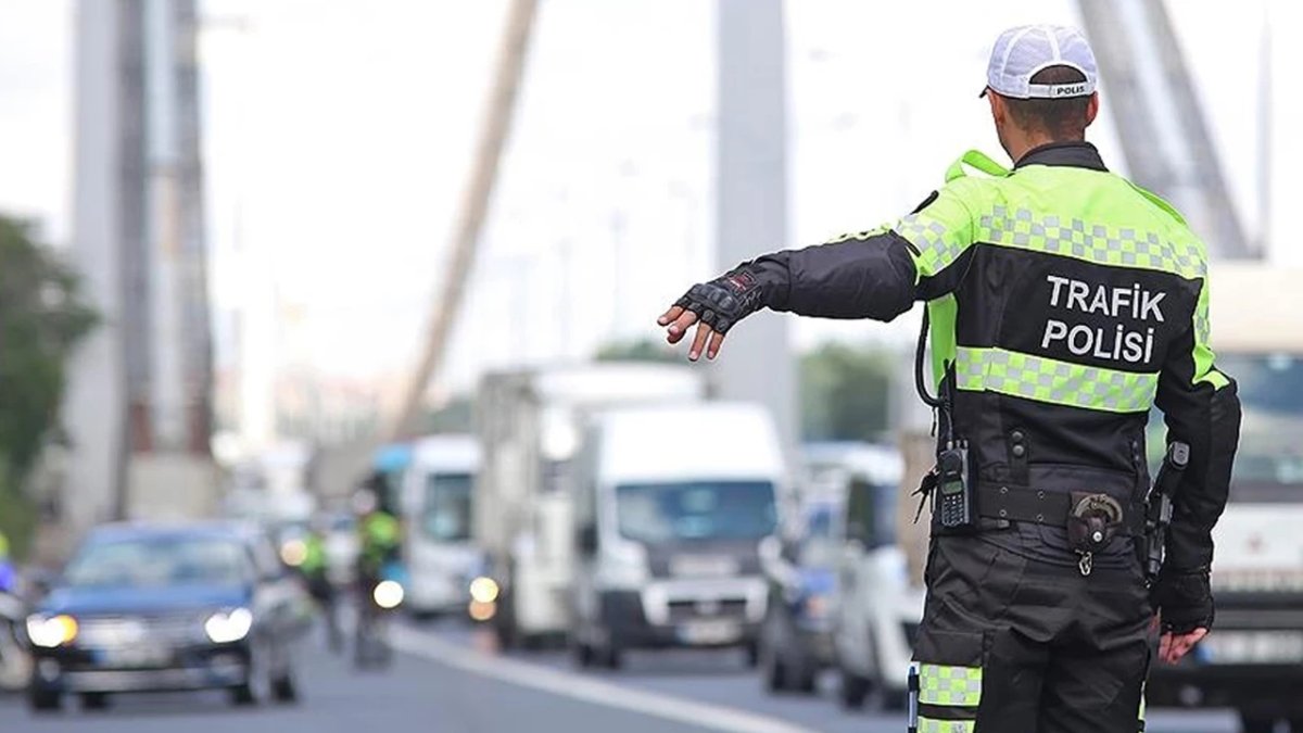 Milyonlarca sürücüyü ilgilendiriyor... Trafikte yeni dönem