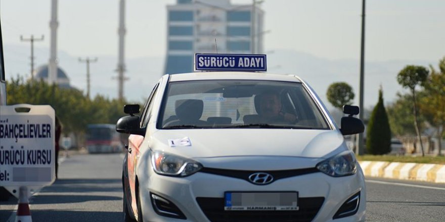 Ehliyet kurslarında korona düzenlemesi