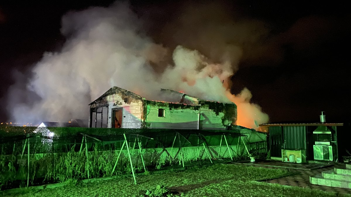 Çorum'da Bağ Evi Yangını: Maddi Hasar Büyük