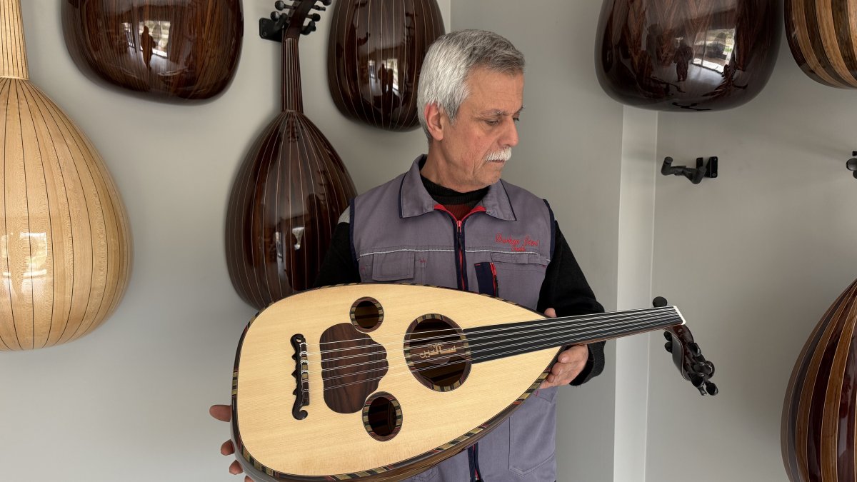 Kocaeli'den Dünyaya: Burhan Çeşni'nin Kişiye Özel Udları