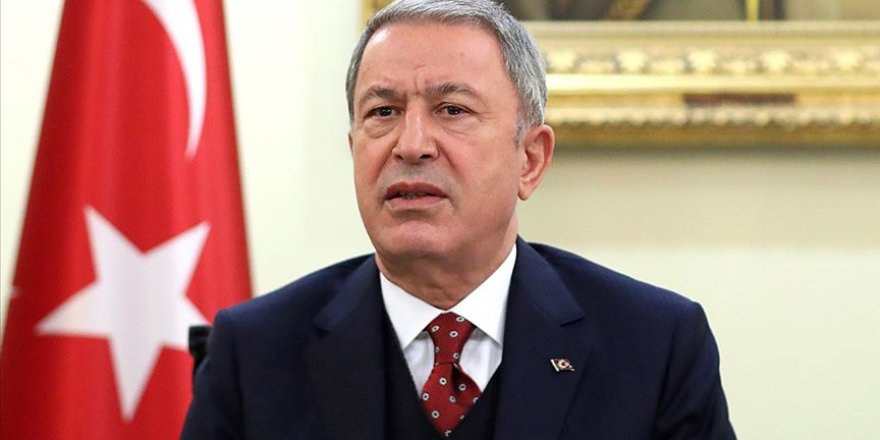 Bakan Akar'ın talimatıyla görüntüleri sosyal medyada yer alan askerlere ilişkin inceleme başlatıldı