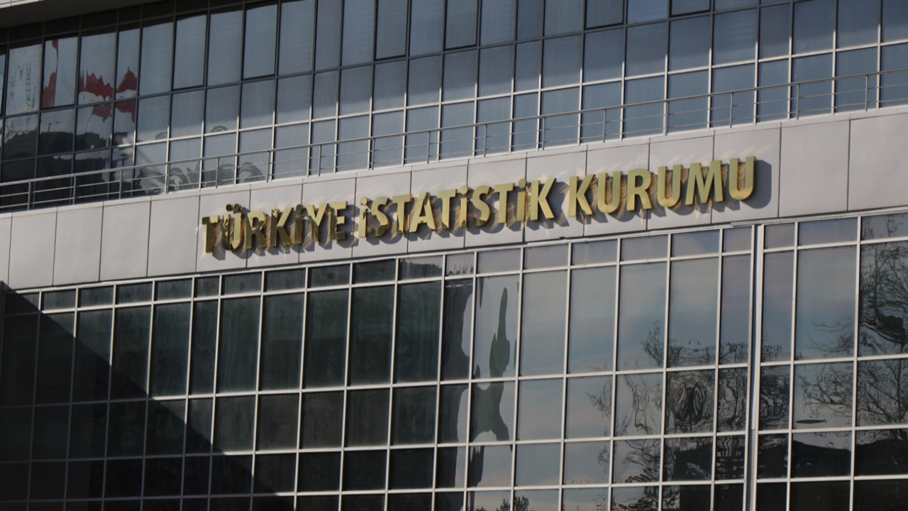 Türkiye İstatistik Kurumu(TÜİK) 2025 yılı Ekim-Aralık dönemine ait iş gücü istatistiklerini paylaştı.