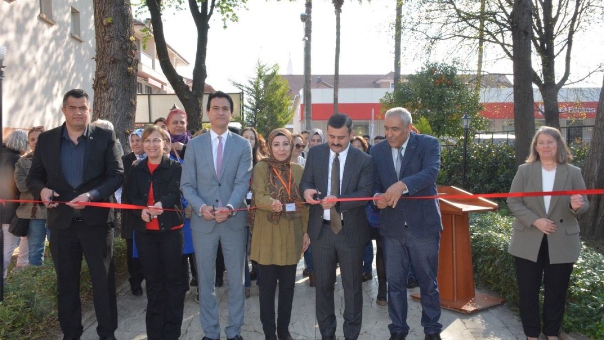 Köyceğiz'de Sanatın Diliyle Değerlerimiz Sergisi Açıldı