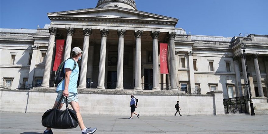 İngiltere'de Kovid-19 önlemleri 4 Temmuz'da büyük oranda kaldırılacak