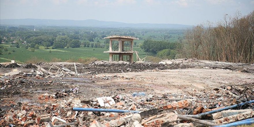 Havai fişek fabrikasındaki patlamada hayatını kaybedenlerin sayısı 6'ya yükseldi