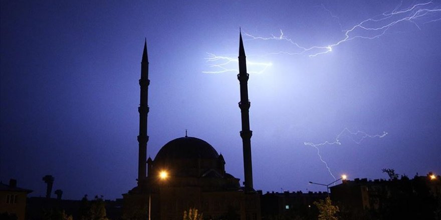 Doğu Anadolu'daki 5 il için gök gürültülü sağanak uyarısı