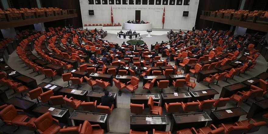 Sosyal medya düzenlemesi TBMM'de