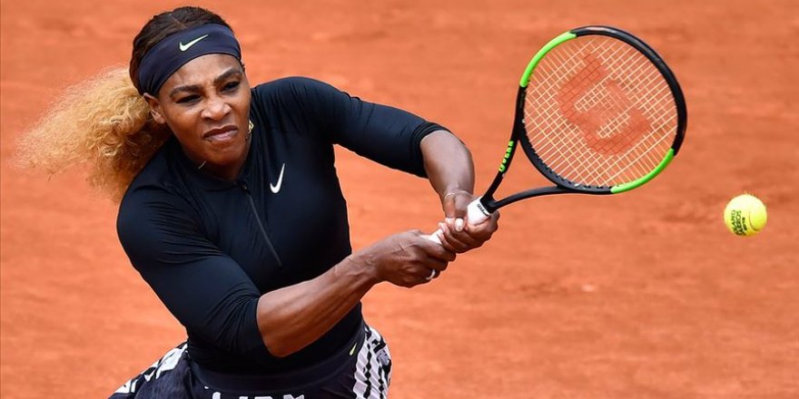 Serena Williams 6 ay sonra ilk kez korta çıktı