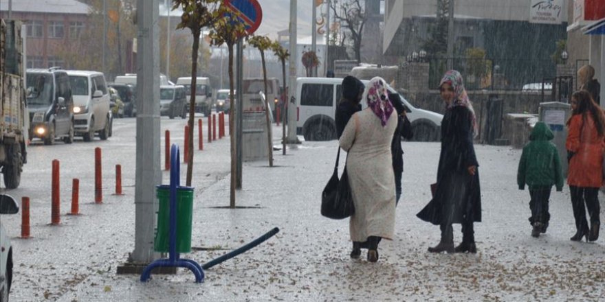 Doğu Anadolu'da 5 ilde gök gürültülü sağanak bekleniyor