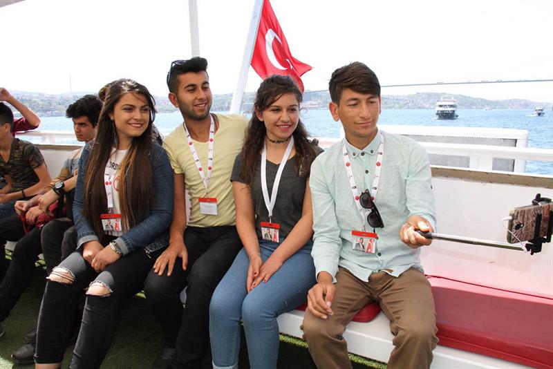 Derikli öğrenciler İstanbul’u gezdi