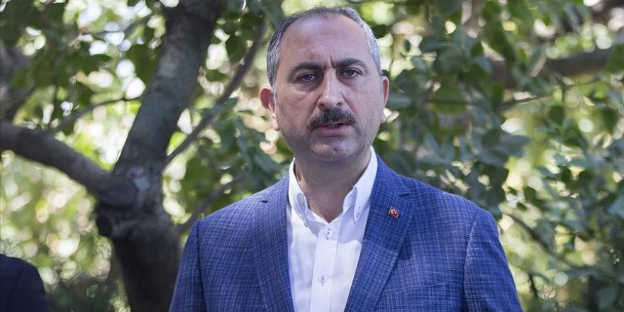 Adalet Bakanı Gül: Kadın cinayetleri bir terör eylemidir