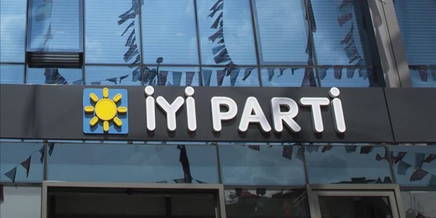 İYİ Parti'den 'A'dan Z'ye Kovid-19'un Türkiye'ye Etkileri' paneli