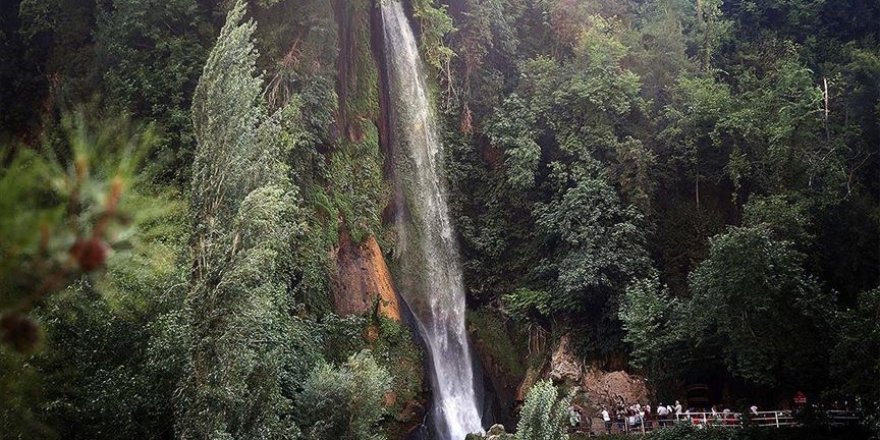 Toroslar'ın cezbeden güzelliği: Sunturas Şelalesi