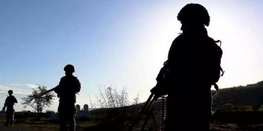 Şırnak'ta 3 terörist güvenlik güçlerine teslim oldu