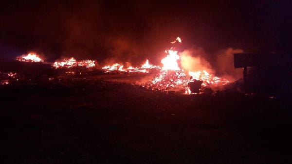 Yaylada 2 ev, 2 ahır ve 1 samanlık yandı