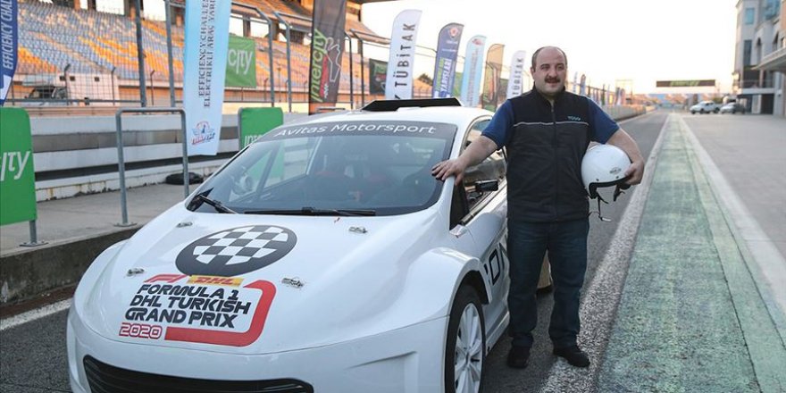 Bakan Varank, Formula 1 öncesi İstanbul Park'ı test etti