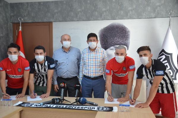 Nazilli'de imzalar konuştu