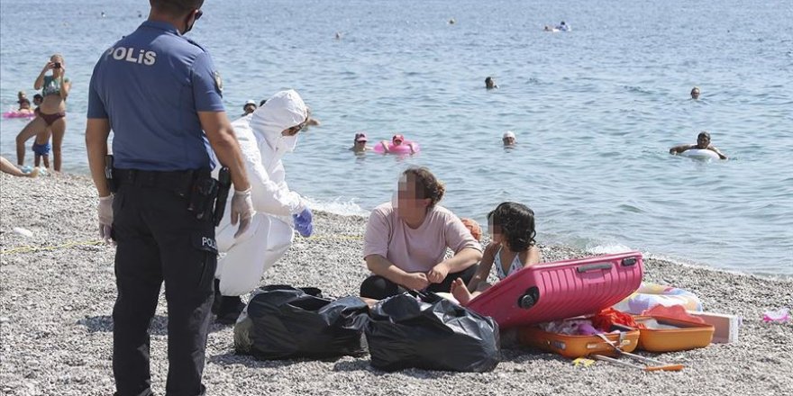 Karantinada olması gereken kadın sahilde yakalandı