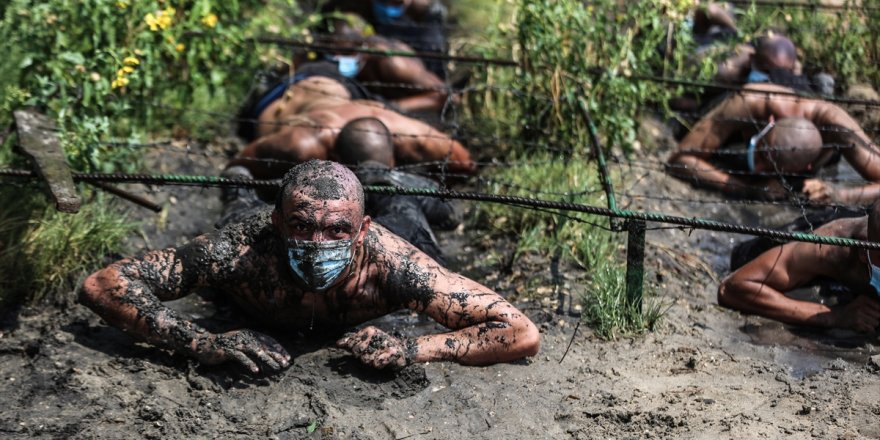 Gazze'de Kovid-19'la mücadele için polis teşkilatına atanan personelin eğitimi sürüyor