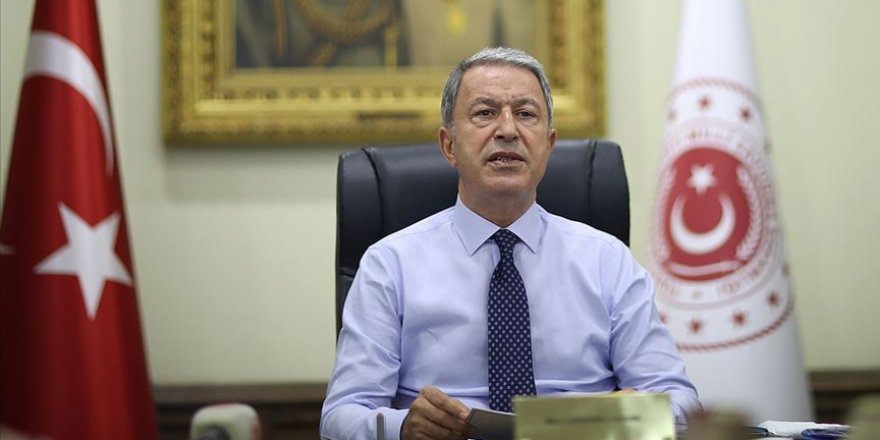 Milli Savunma Bakanı Akar: Macron problemlerin üzerine benzin döküyor