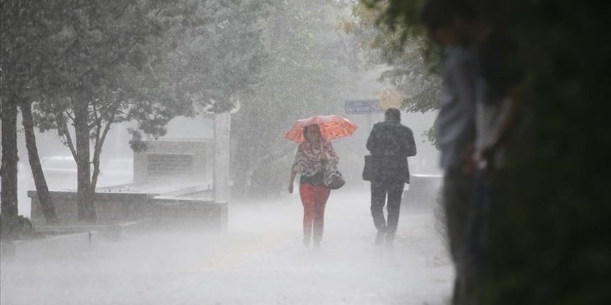 Meteorolojiden 'sağanak ve gök gürültülü sağanak' uyarısı