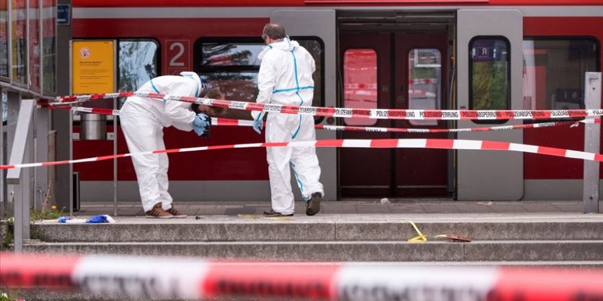 Almanya'da tren vagonunda bomba bulundu