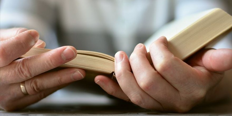 Karantina sürecinde evde kalanların tercihi kitap okumak oldu