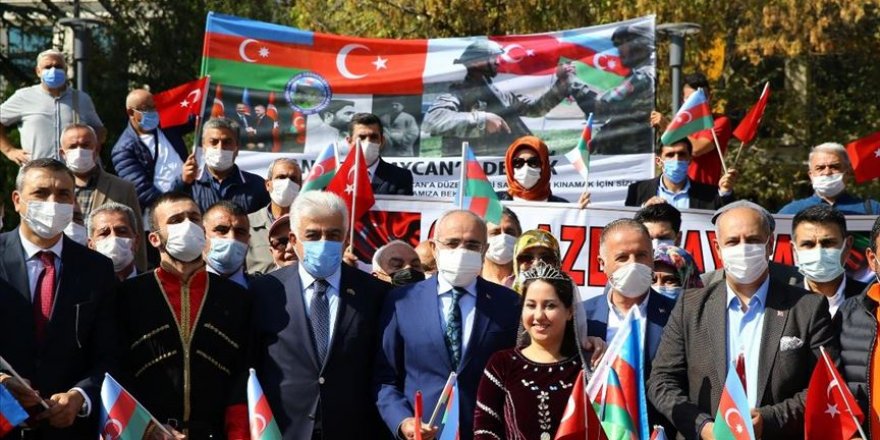 Başkentte Azerbaycan'a destek mitingi düzenlendi