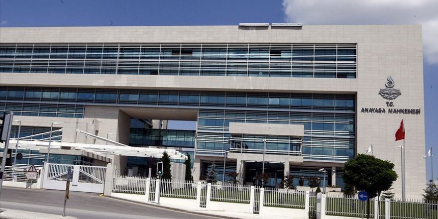 Anayasa Mahkemesinden 'özel halk otobüsü' kararı