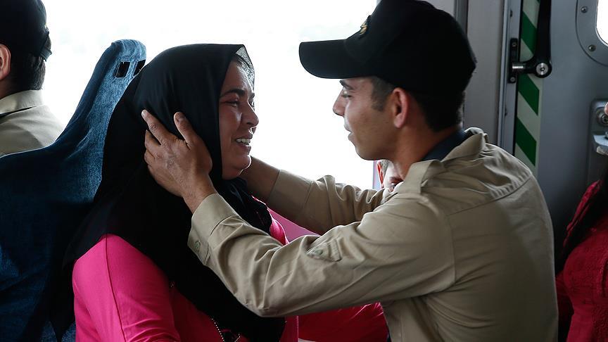 Mehmetçiğe Anneler Günü sürprizi