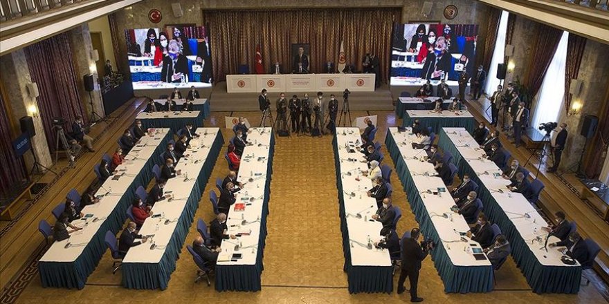 CHP'den 'Bütçe görüşmeleri Kovid-19 nedeniyle canlı yayınlansın' talebi