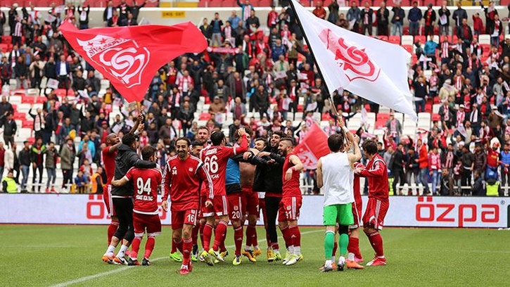 Sivasspor yeniden Süper Lig'de