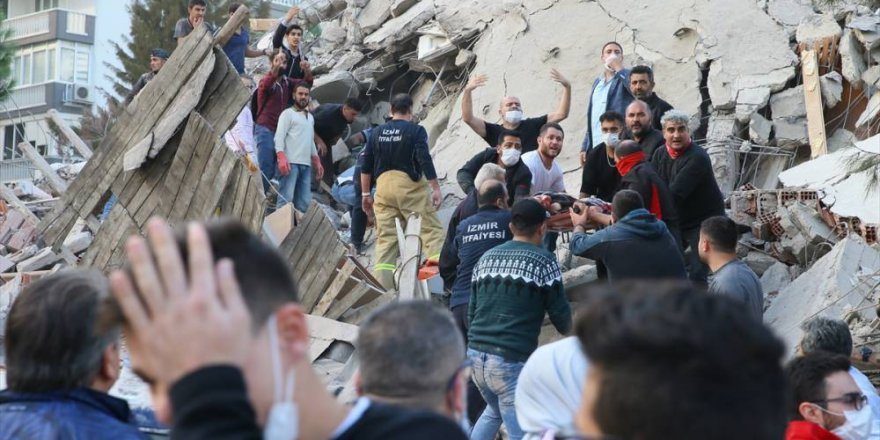 İzmir'de büyük deprem