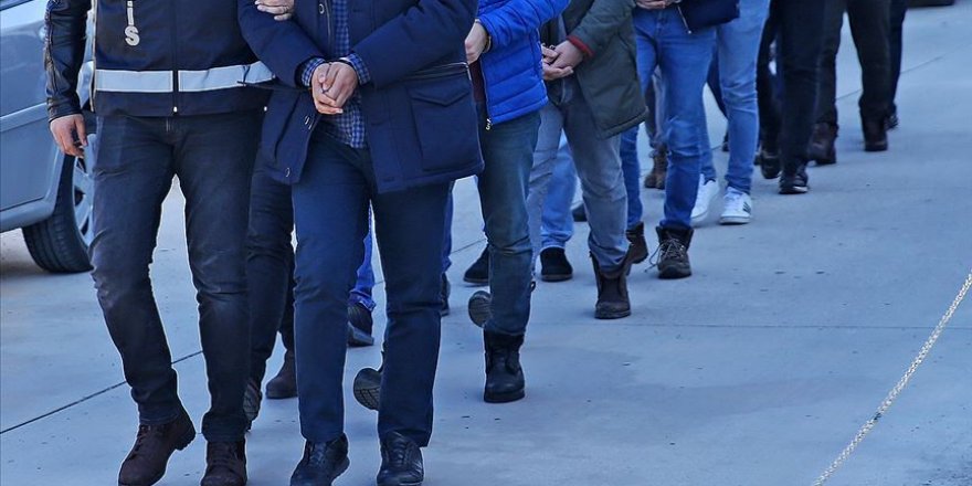 İstanbul merkezli 7 ilde FETÖ operasyonu: 19 gözaltı