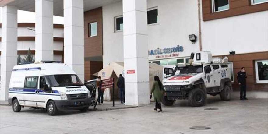 Mardin'de zehirlenme şüphesiyle hastaneye başvuran 7 kişilik aileden ikisi yaşamını yitirdi