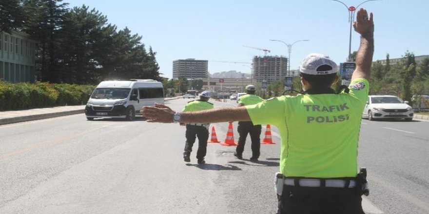 Elazığ'da Kovid-19 denetimleri devam ediyor