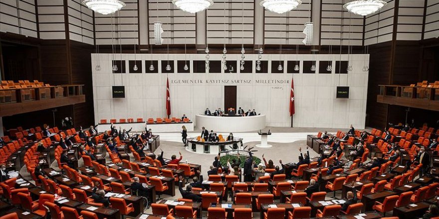 Esnek çalışma düzenlemesine ilişkin maddeler kanun teklifinden çıkarılıyor