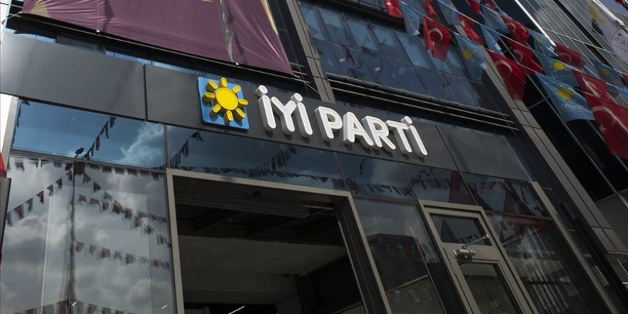 İYİ Parti: Partiden hiç kimse bir başka partiyle anayasa çalışmasına katılmadı