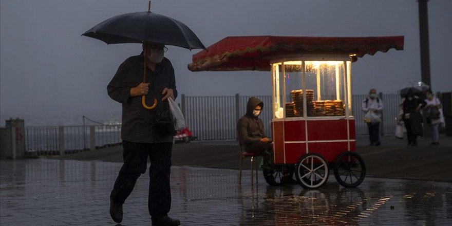 İstanbul'da aralıklı sağanak bekleniyor