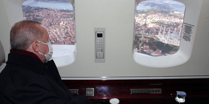 Cumhurbaşkanı Erdoğan, Çamlıca tepesindeki çalışmaları havadan inceledi