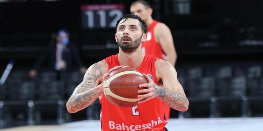 Fenerbahçe, Alex Perez'i kadrosuna kattı