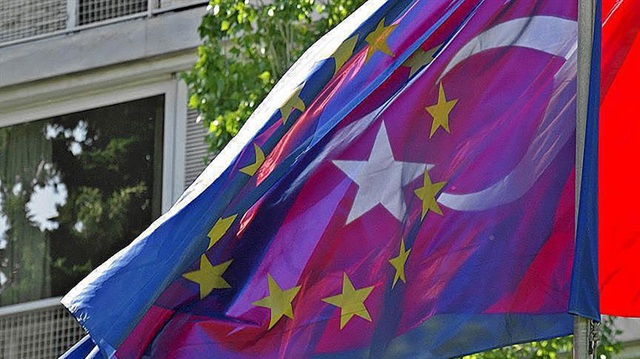 AB Komisyonu'ndan Türkiye kararı