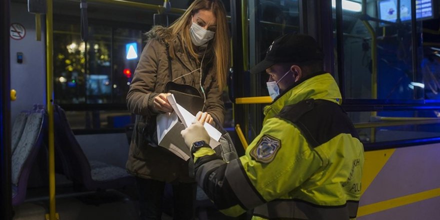 Yunanistan'da Kovid-19 karantinası bir hafta uzatıldı