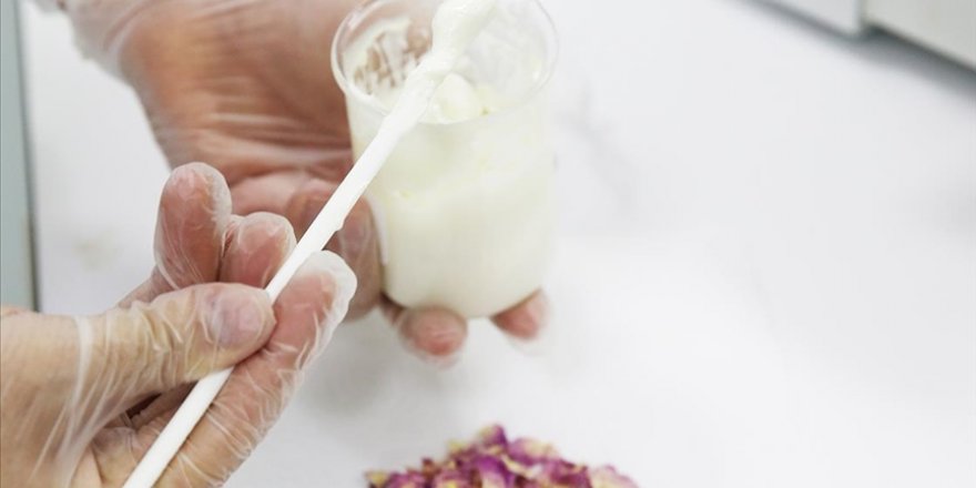 Isparta gülünün posası, yüz maskelerinde kullanılacak