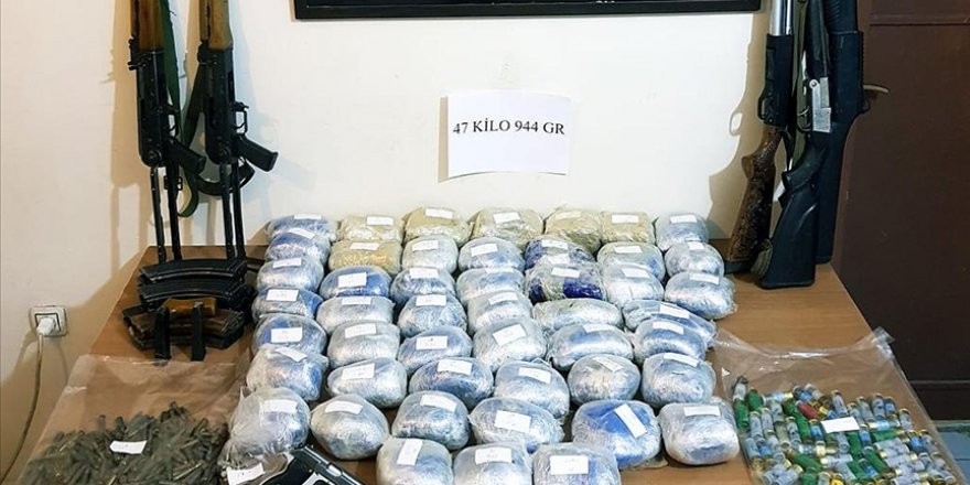 Van'da uyuşturucu ve silah operasyonu