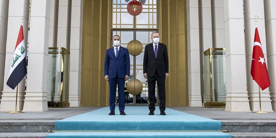 Cumhurbaşkanı Erdoğan, Irak Başbakanı Kazımi'yi resmi törenle karşıladı