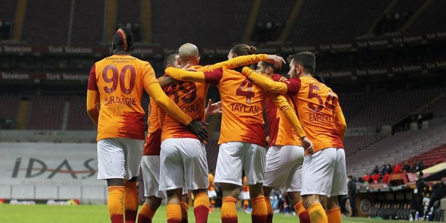 Galatasaray'ın Trabzonspor maçı kadrosu belli oldu